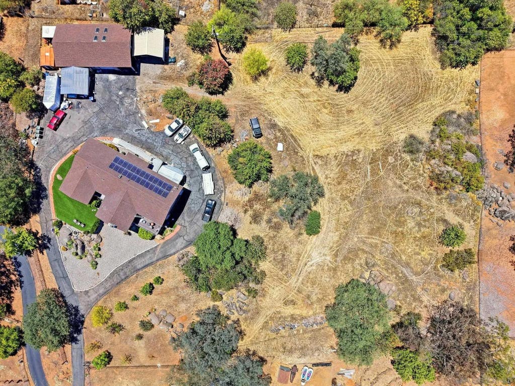 Photo of 1049 Ranchito Court, Alpine, CA 91901 (MLS # 260018543)