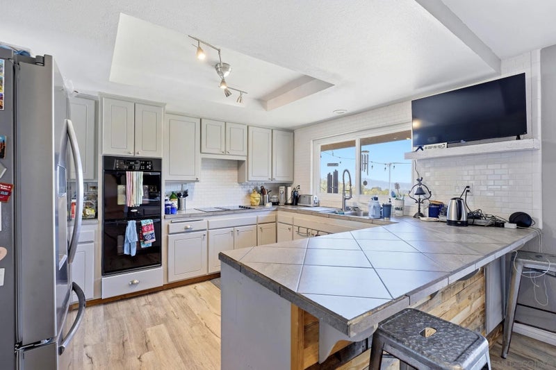 1049 Ranchito Court
