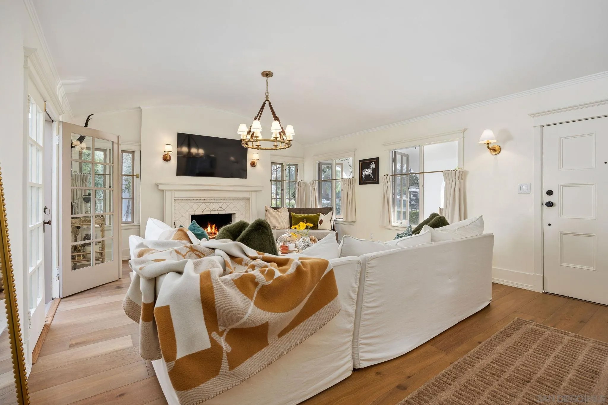 811 10th Street