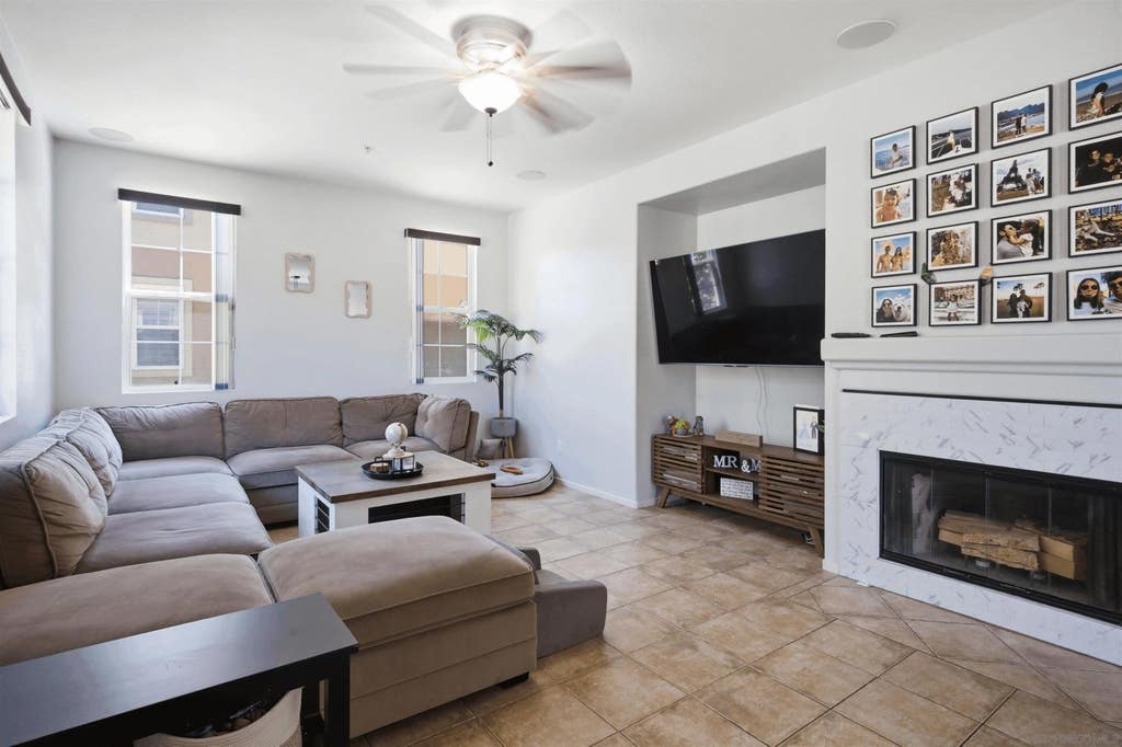 Photo of 1555 Caminito Zaragosa, Chula Vista, CA 91913 (MLS # 260016284)