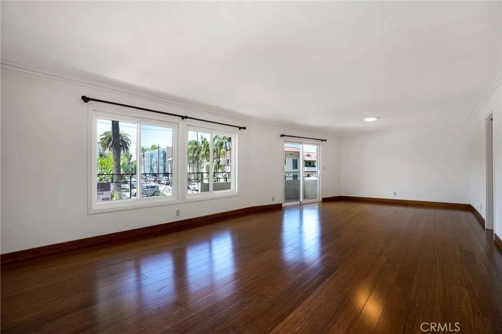3737 E 2nd 101