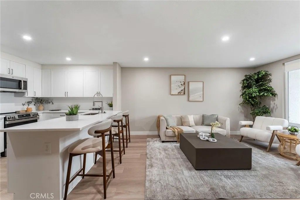 Photo of 664 Tamarack Avenue #6, Carlsbad, CA 92008 (MLS # OC25165021)