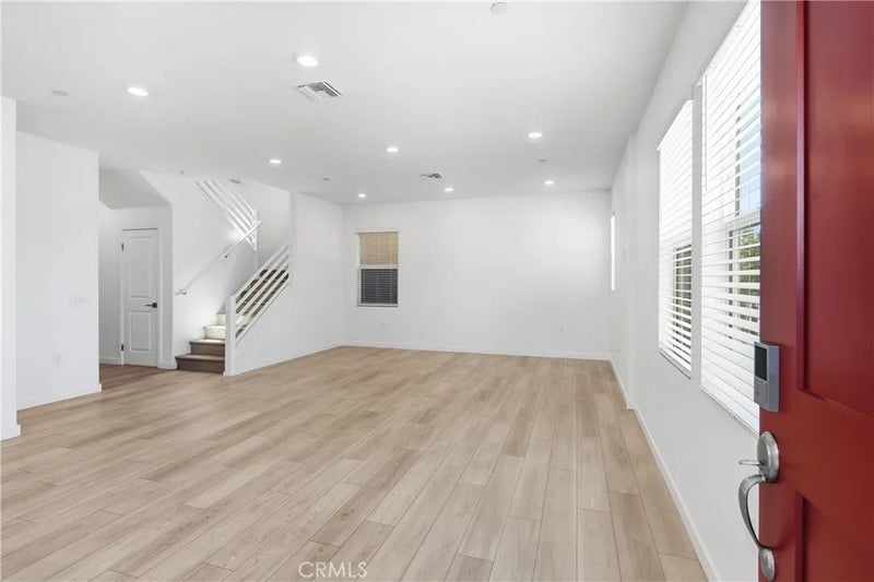 11401 Primrose Lane