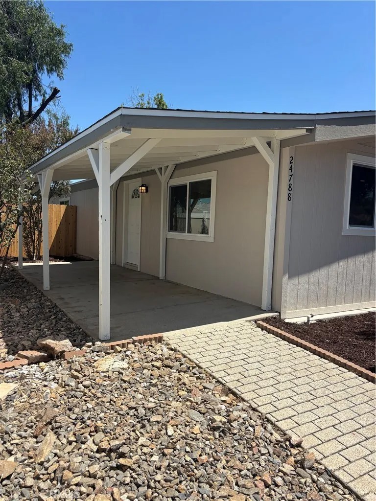 24788 Split Rail Road