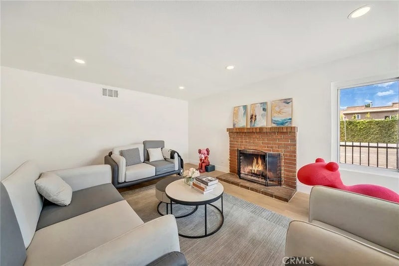 595 W 13th Street