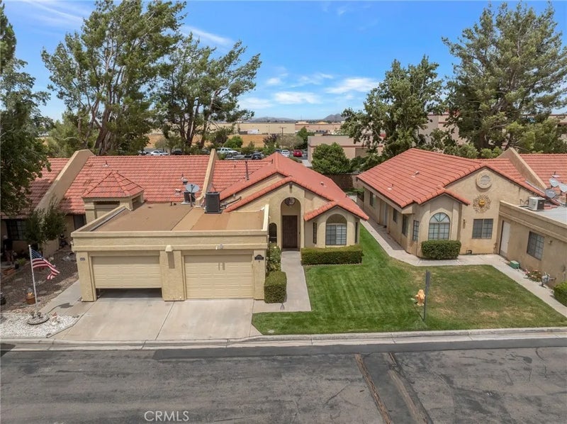 19064 Elm Drive