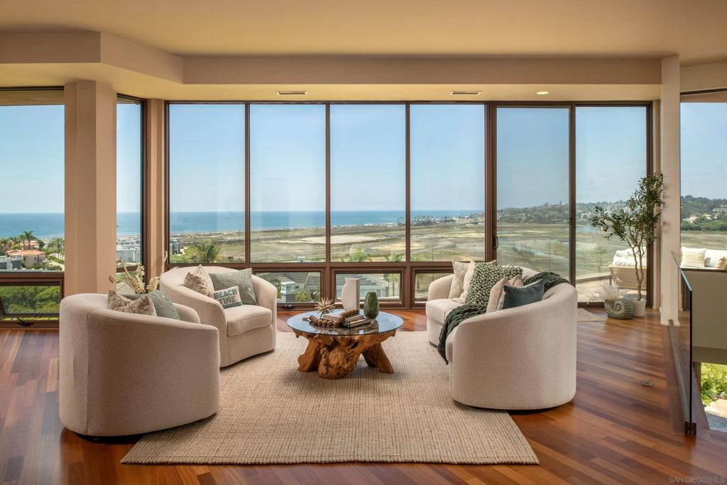 Photo of 779 Barbara Ave, Solana Beach, CA 92075 (MLS # 250034643)