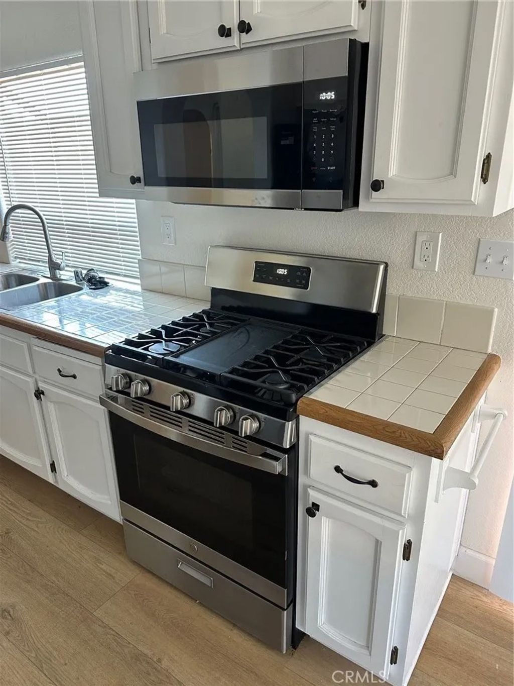 Photo of 2180 Anda Lucia Way, Oceanside, CA 92056 (MLS # OC26011244)