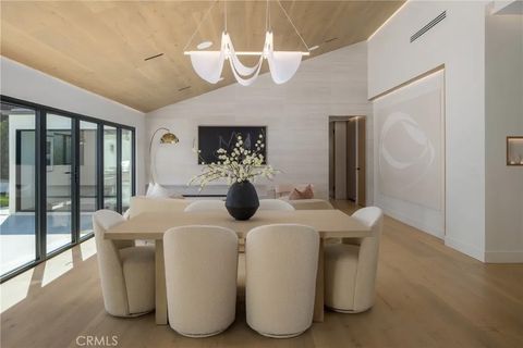 5826 Soledad Mountain La Jolla CA 92037