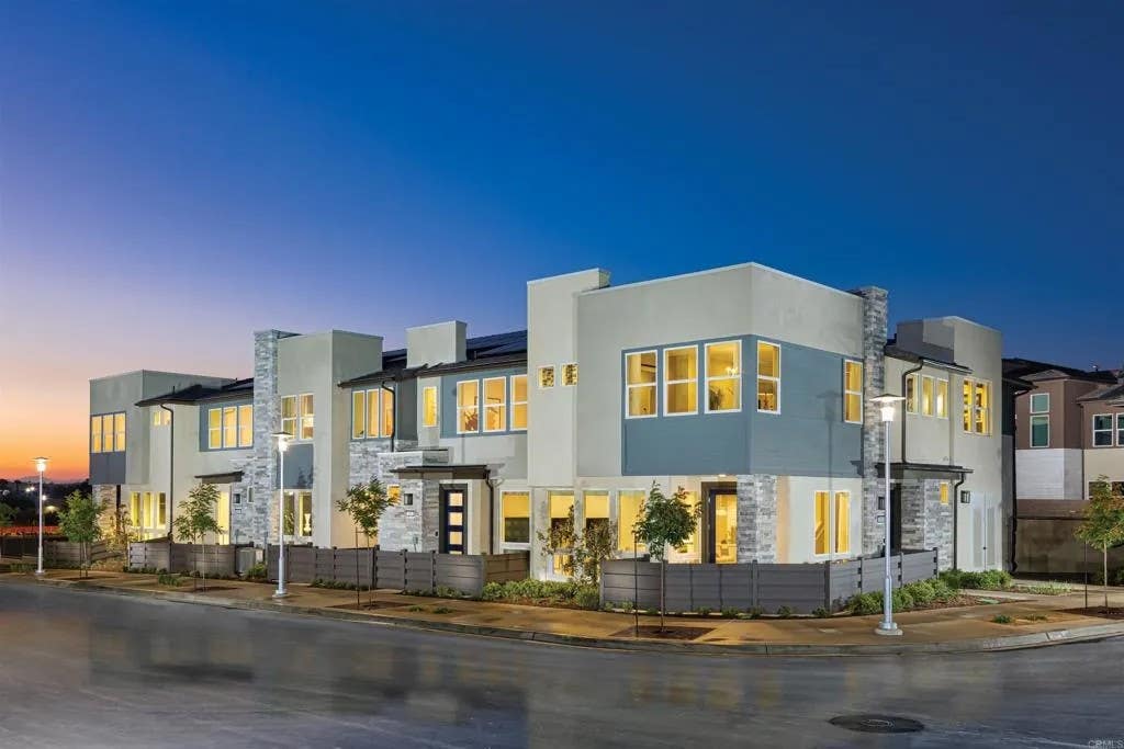 Photo of 558 Spindle Way, San Marcos, CA 92078 (MLS # NDP2607879)