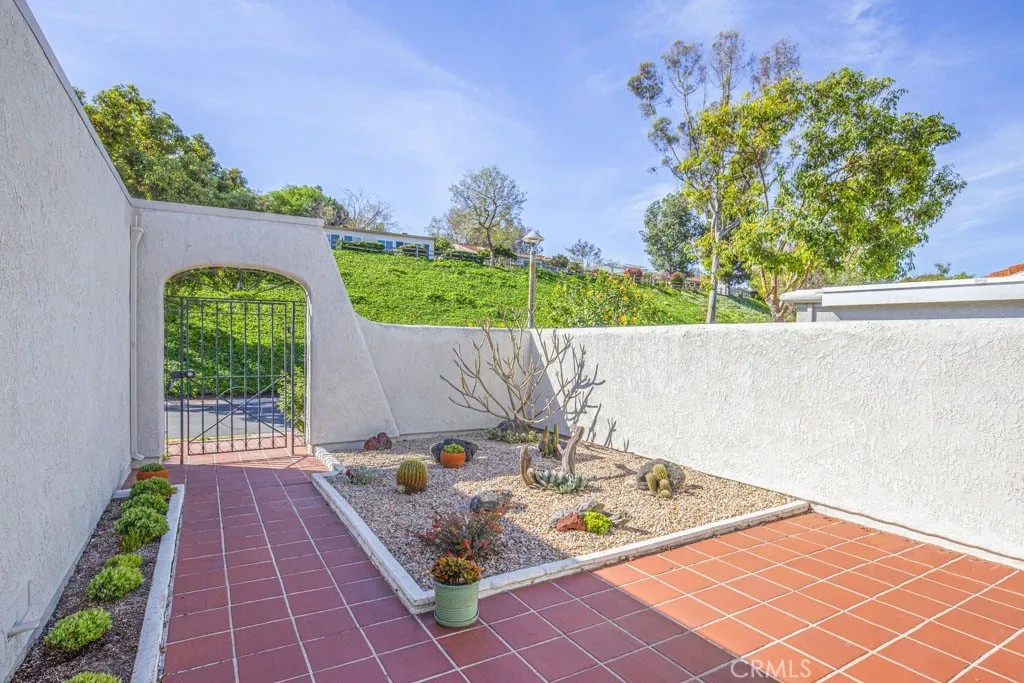 5479 Paseo Del Lago West A