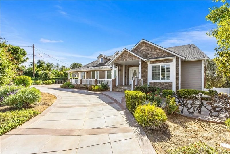 31027 E Sunset Drive North
