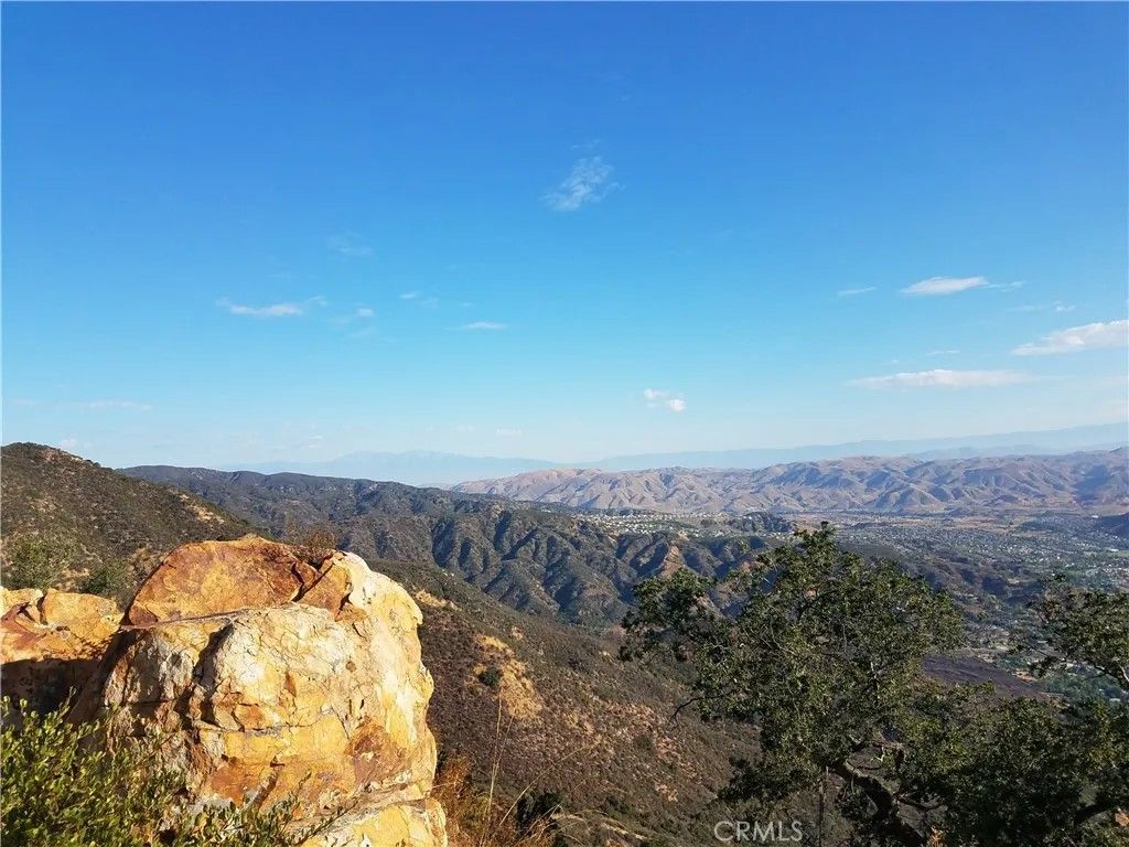 Photo of 14750 North Main Divide, Lake Elsinore, CA 92530 (MLS # OC25102015)