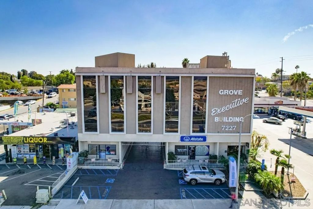 Photo of 7227 Broadway, Lemon Grove, CA 91945 (MLS # 260010197)