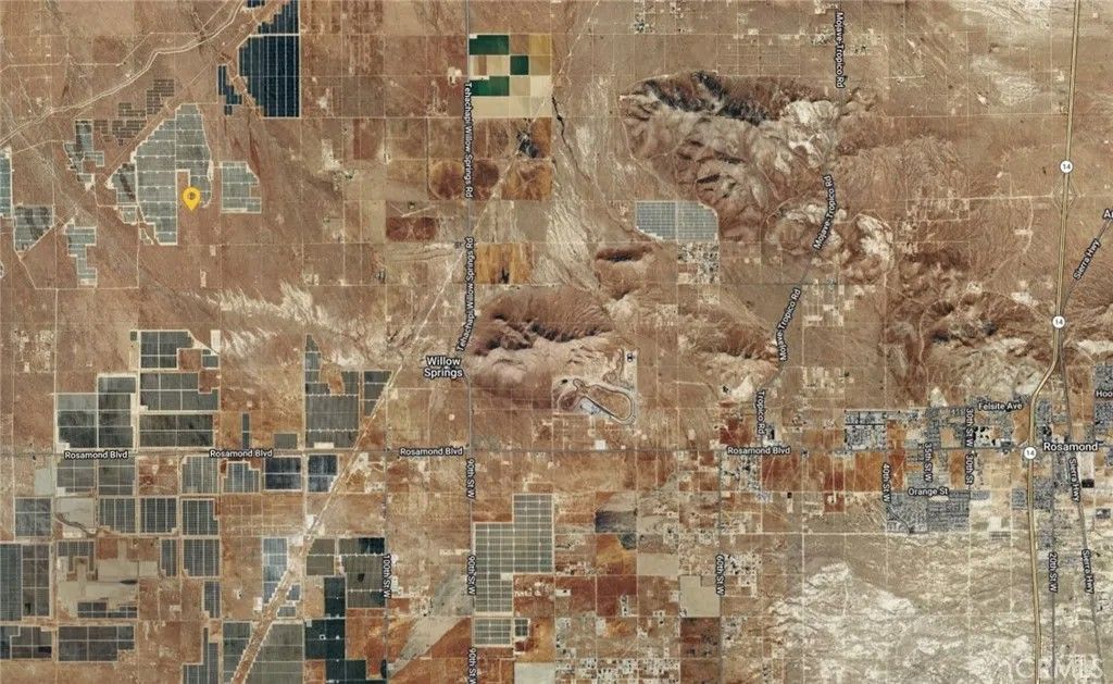 Photo of 0 South of Dawn Rd, East of 125th St W, Rosamond, CA 93560 (MLS # SR26025887)