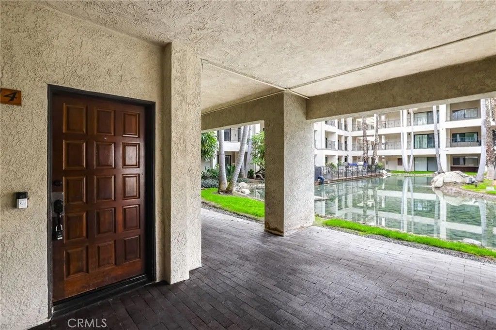 Photo of 11630 Warner Ave #414, Fountain Valley, CA 92708 (MLS # OC26002100)