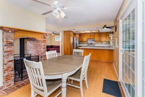 Tiny photo for 24010 Del Amo Rd, Ramona, CA 92065 (MLS # NDP2510137)