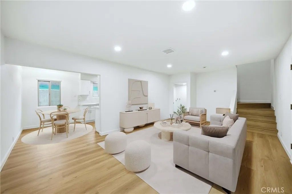 Photo of 746 N Garfield Ave #2, Pasadena, CA 91104 (MLS # TR26018381)