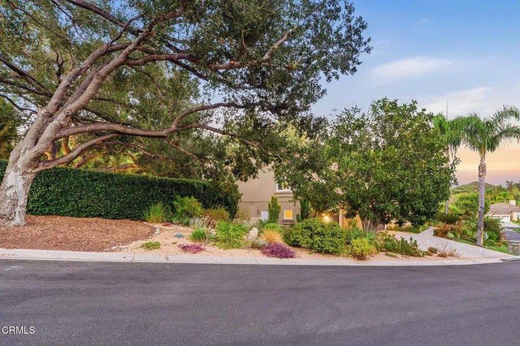 1732 Crooked Trail Place