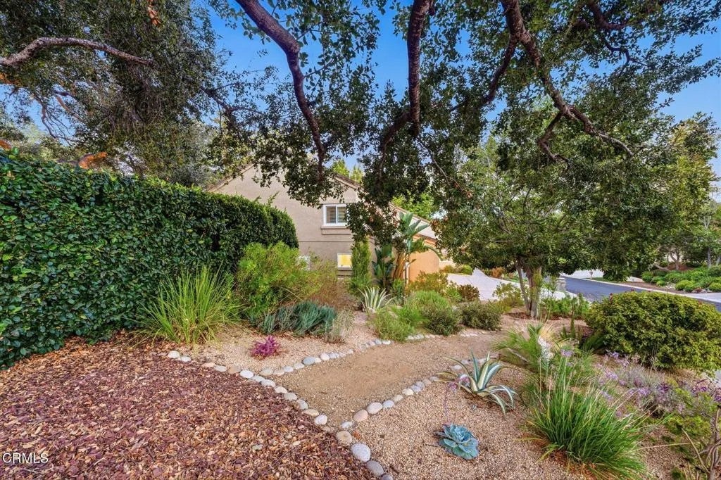 1732 Crooked Trail Place