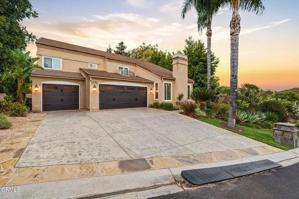 1732 Crooked Trail Place