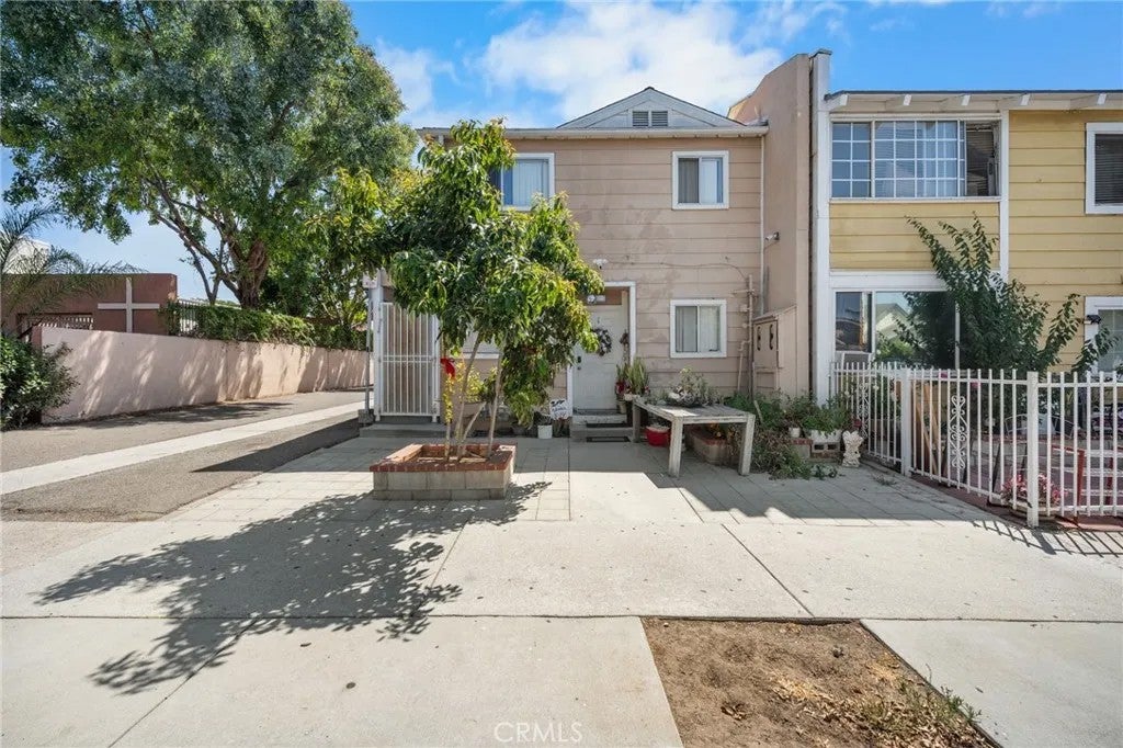 717 N Lacy