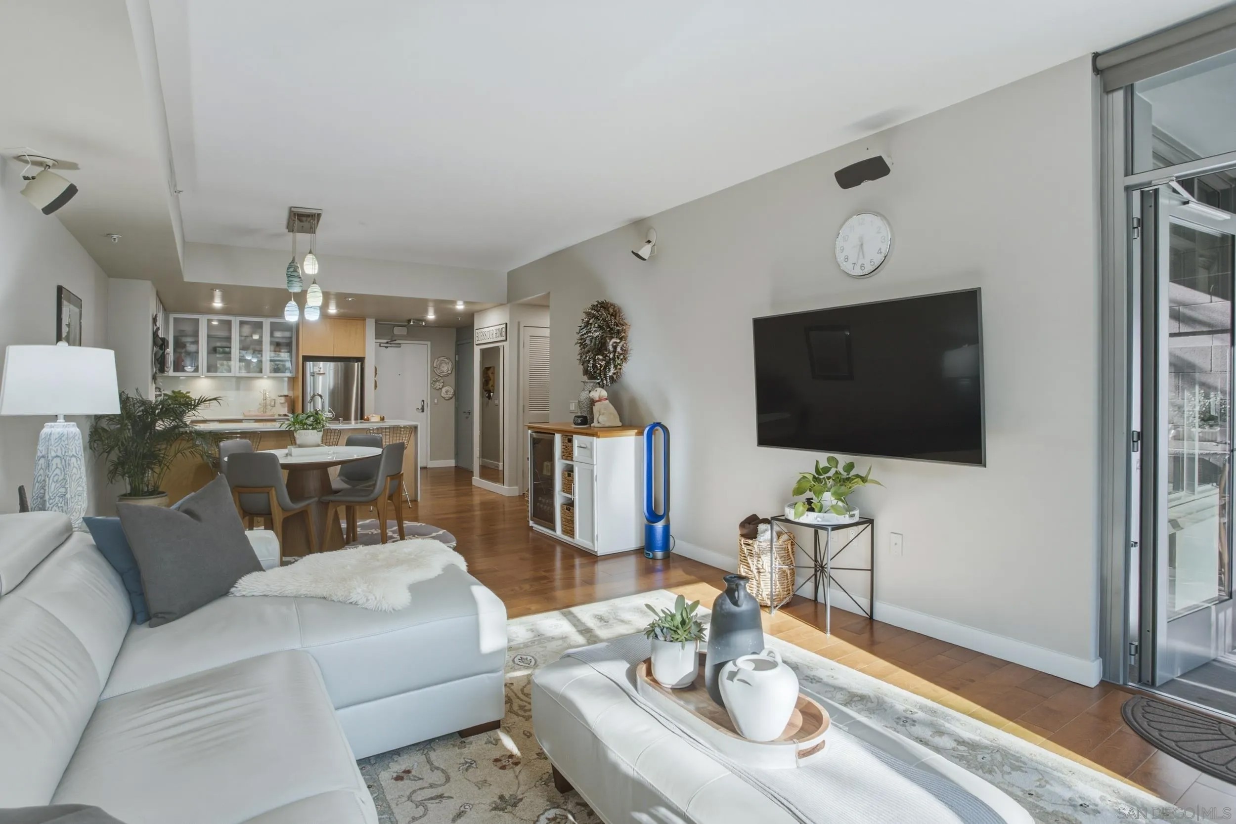 1441 9Th Ave 208