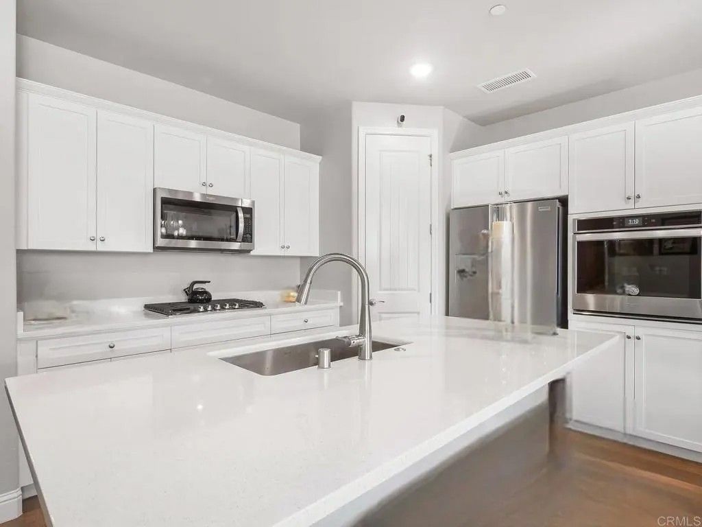 Photo of 6217 E Mia Drive, Clovis, CA 93727 (MLS # PTP2602515)