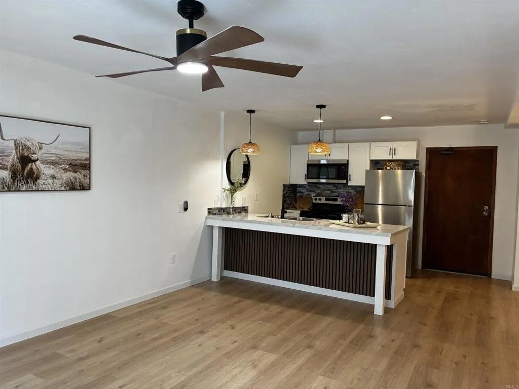 8034 Linda Vista 1D