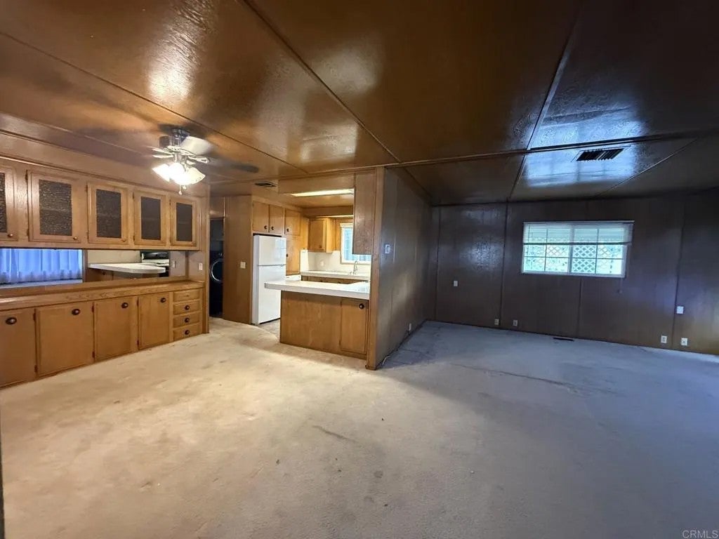 8545 Mission Gorge 345