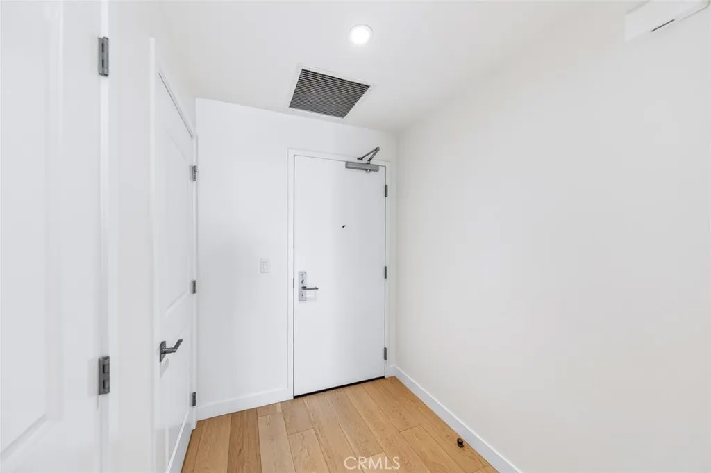 400 S Broadway 1513