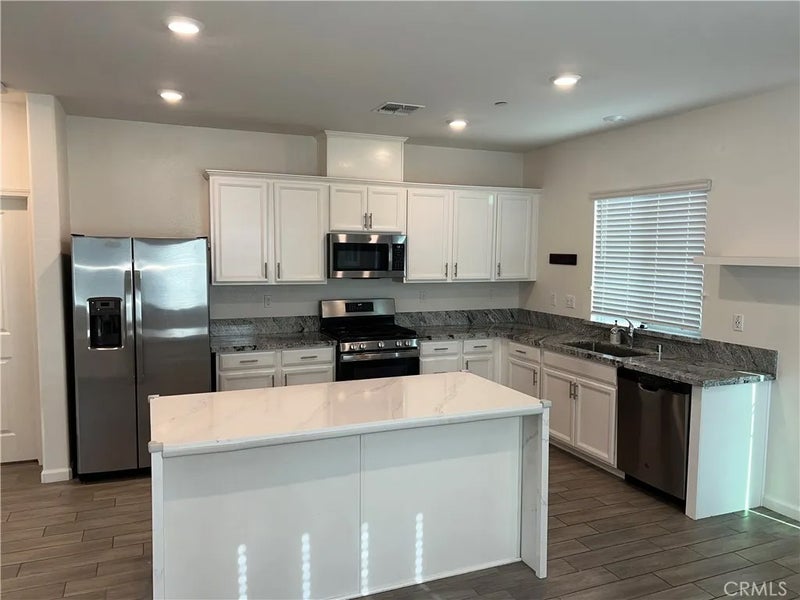 12722 Montbrook
