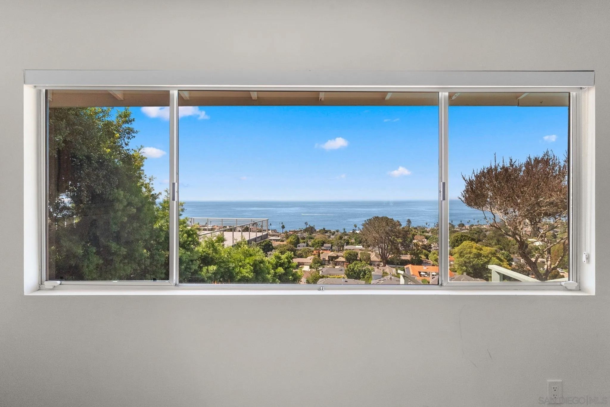 5995 La Jolla Corona