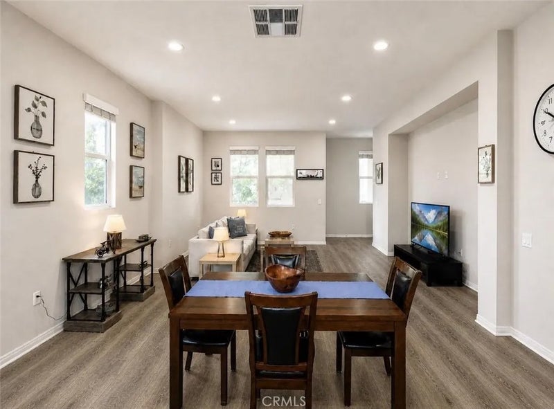120 S Pacific Ave 34