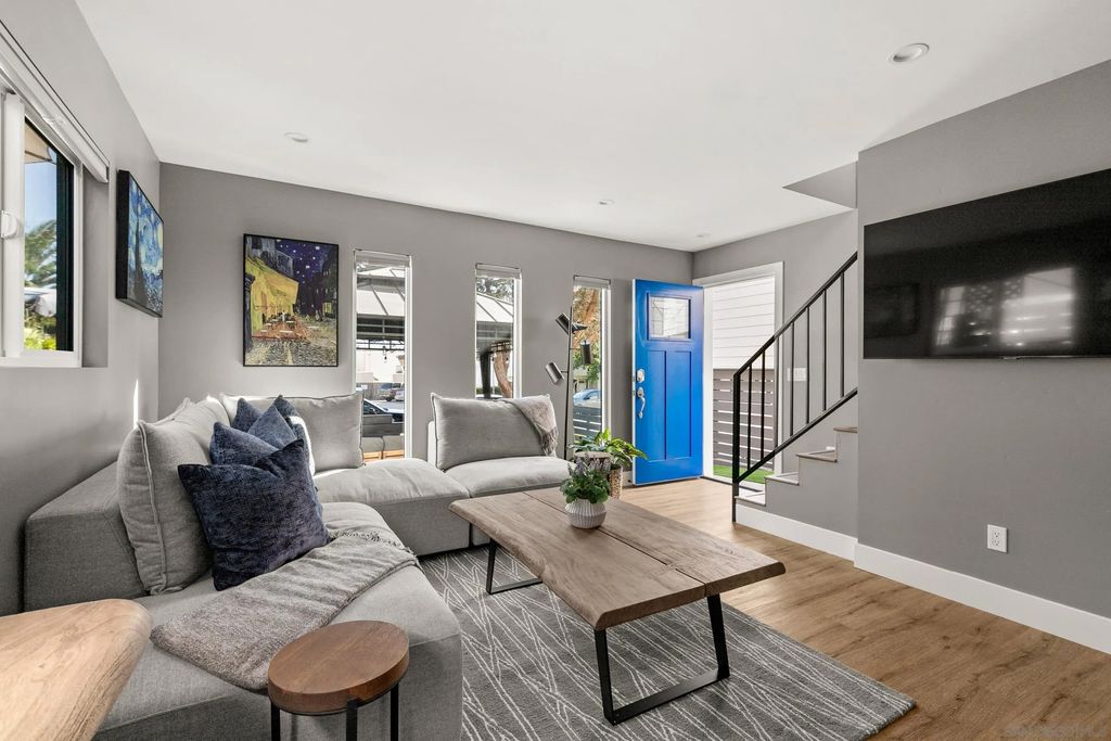 Photo of 1020 Beryl Street, San Diego, CA 92109 (MLS # 250041564)