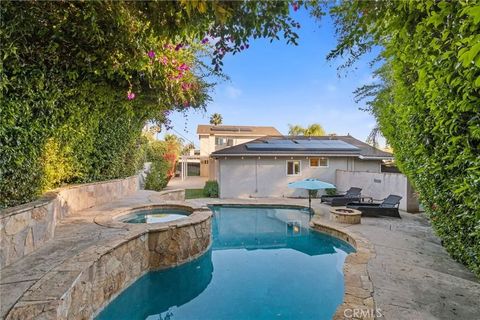 Tiny photo for 10215 Casaba, Chatsworth, CA 91311 (MLS # SR25272952)