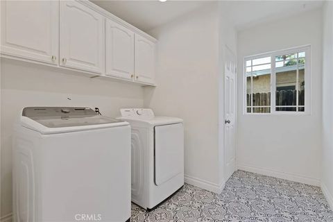 Tiny photo for 10215 Casaba, Chatsworth, CA 91311 (MLS # SR25272952)