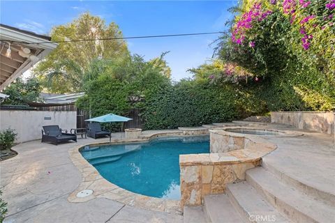 Tiny photo for 10215 Casaba, Chatsworth, CA 91311 (MLS # SR25272952)