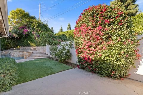 Tiny photo for 10215 Casaba, Chatsworth, CA 91311 (MLS # SR25272952)
