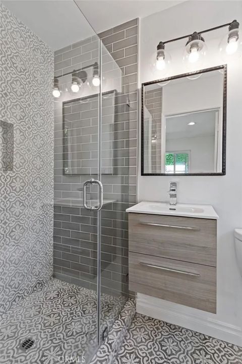 Tiny photo for 10215 Casaba, Chatsworth, CA 91311 (MLS # SR25272952)