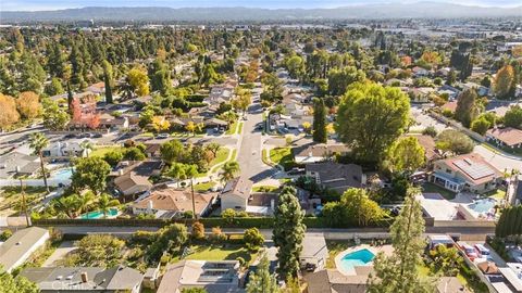 Tiny photo for 10215 Casaba, Chatsworth, CA 91311 (MLS # SR25272952)