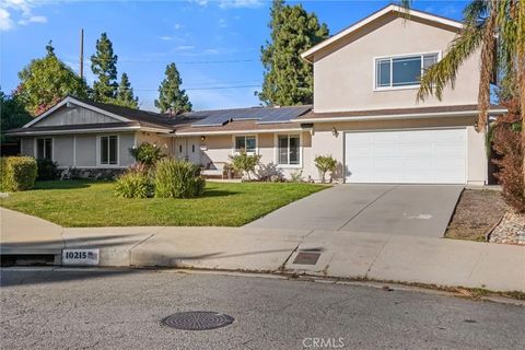 Tiny photo for 10215 Casaba, Chatsworth, CA 91311 (MLS # SR25272952)