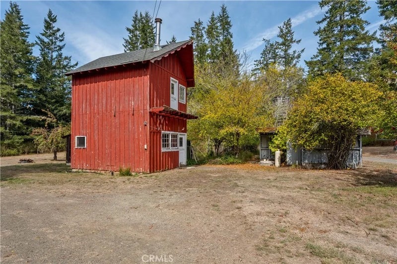 42500 Little Lake