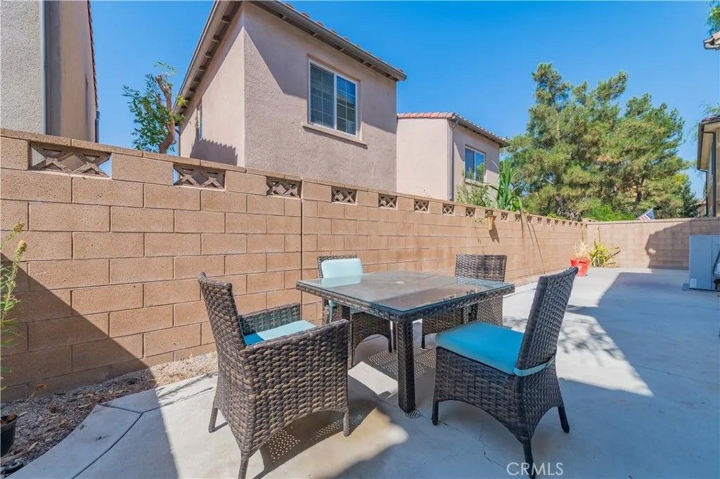 Photo of 160 Pathway, Irvine, CA 92618 (MLS # OC25281515)