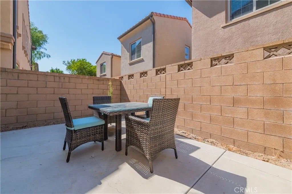 Photo of 160 Pathway, Irvine, CA 92618 (MLS # OC25281515)