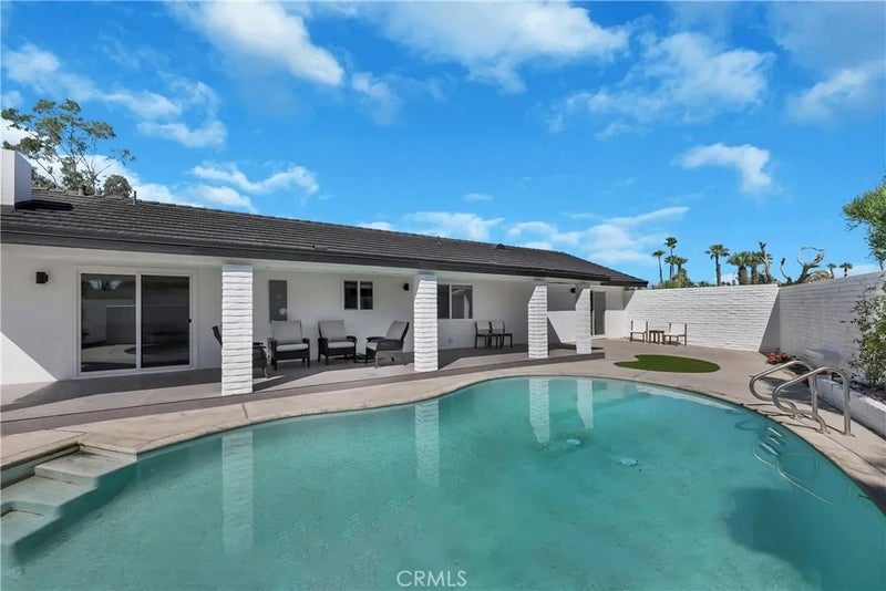 2480 N Aurora Drive