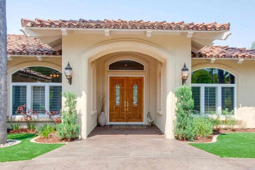 5641 Lake Vista Dr