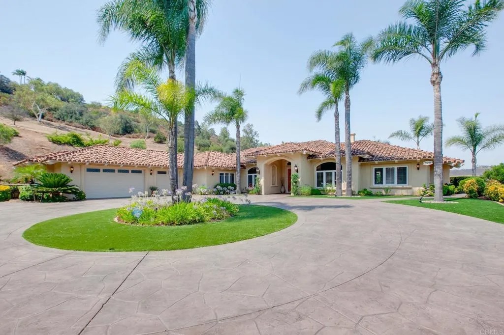 5641 Lake Vista Dr