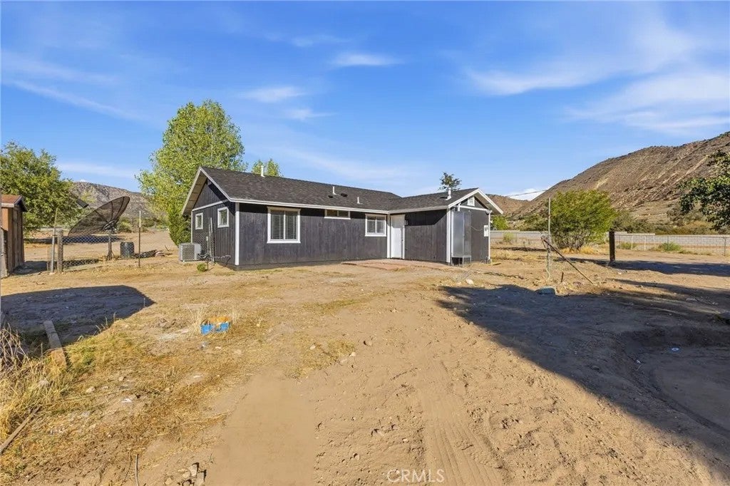 6401 US Highway 138