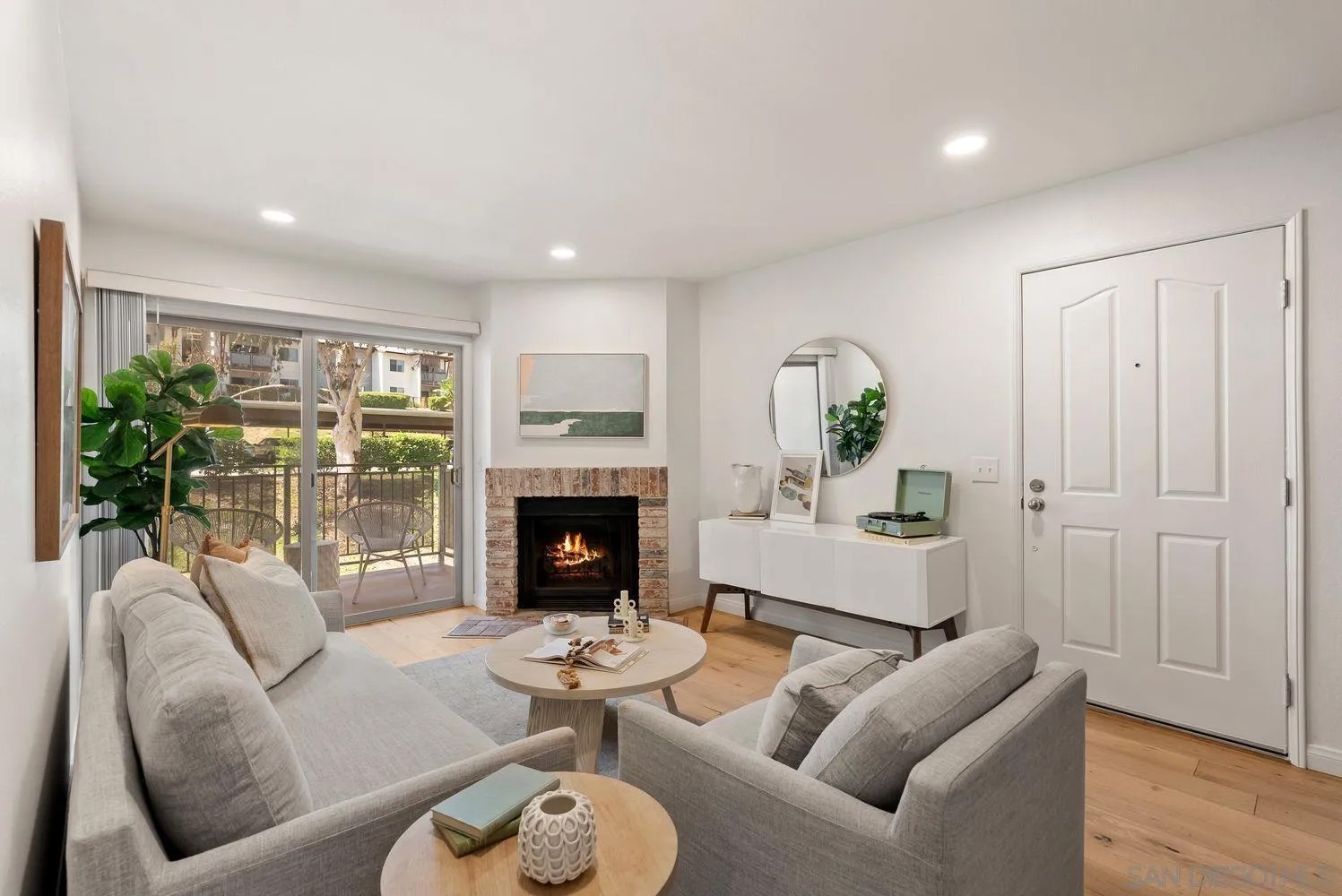 1770 S El Camino Real 206